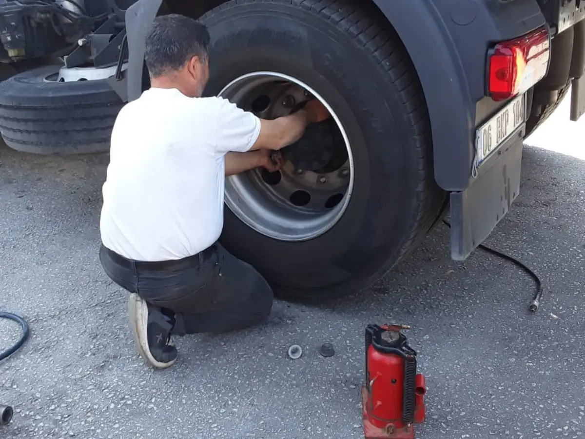 Çavdarhisar Oto Lastikçi